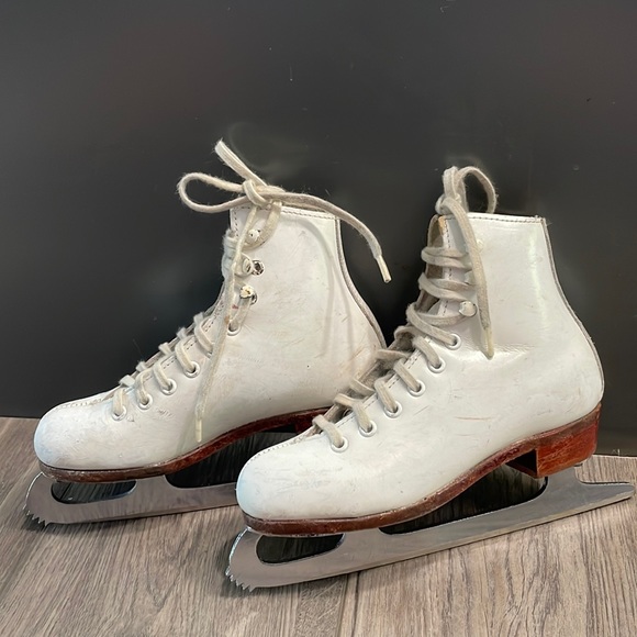 Shoes Fiesta Girls Figure Skates Poshmark